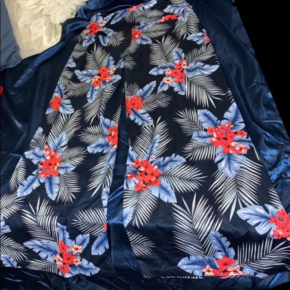 Floral fit and flare pants wide leg